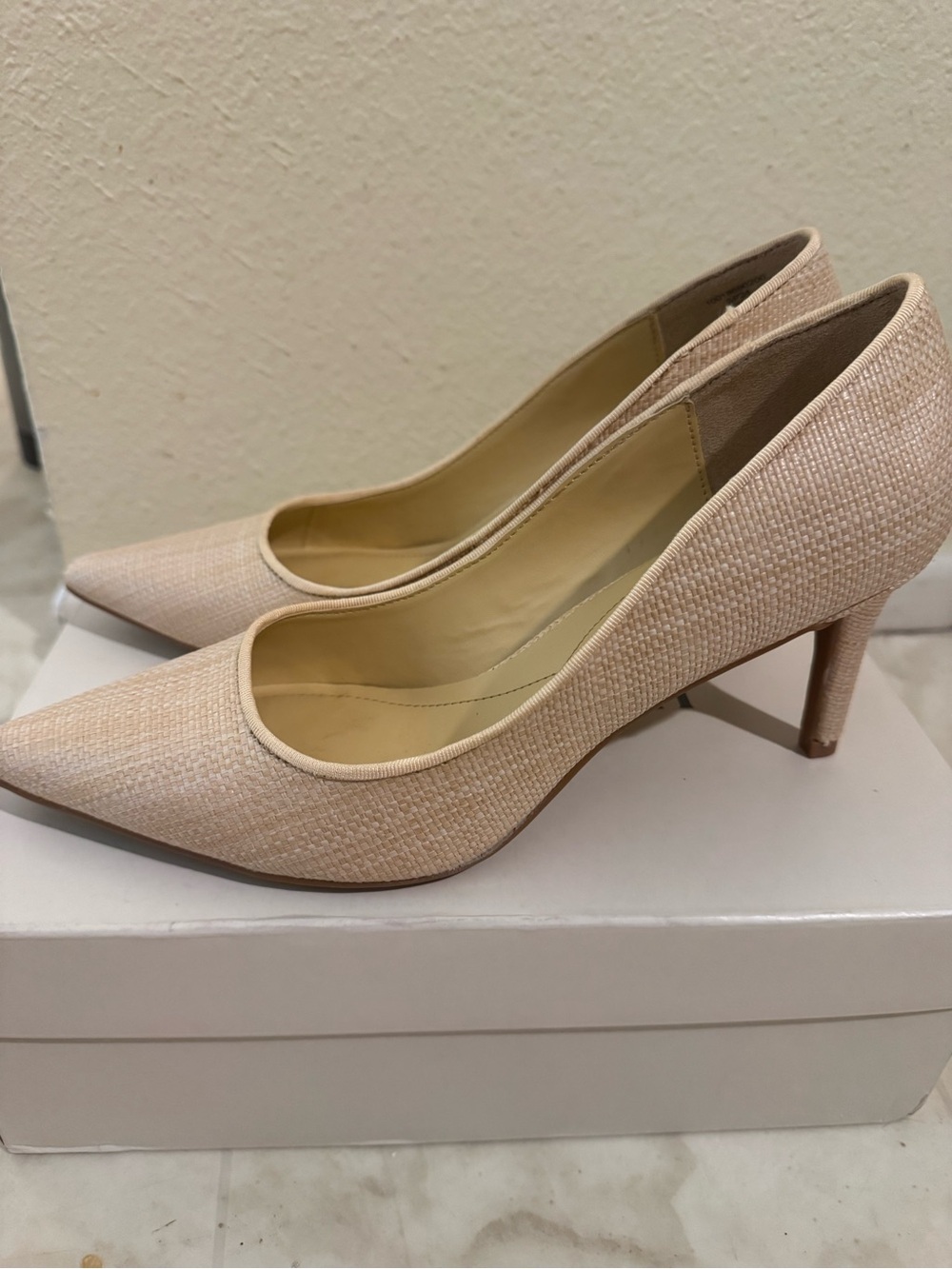 Tan Natural Raffia Pointed-Toe Heels - Picture 2 of 5